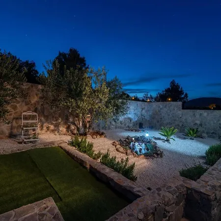 Scenic Sea View,three Bedroom With Pool Trogir