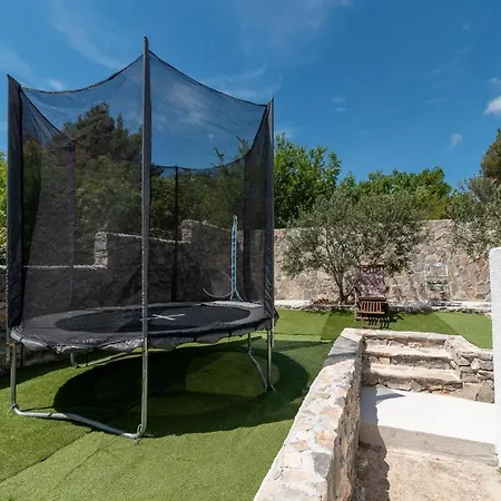 Scenic Sea View,three Bedroom With Pool Semesterbostad *