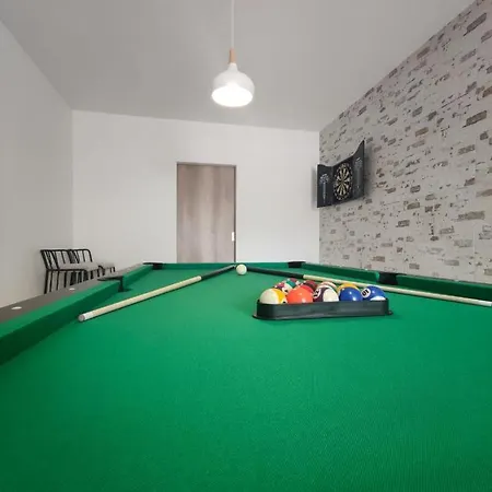 Scenic Sea View,three Bedroom With Pool Semesterbostad Trogir