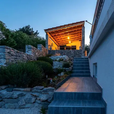 Feriehus Scenic Sea View,three Bedroom With Pool